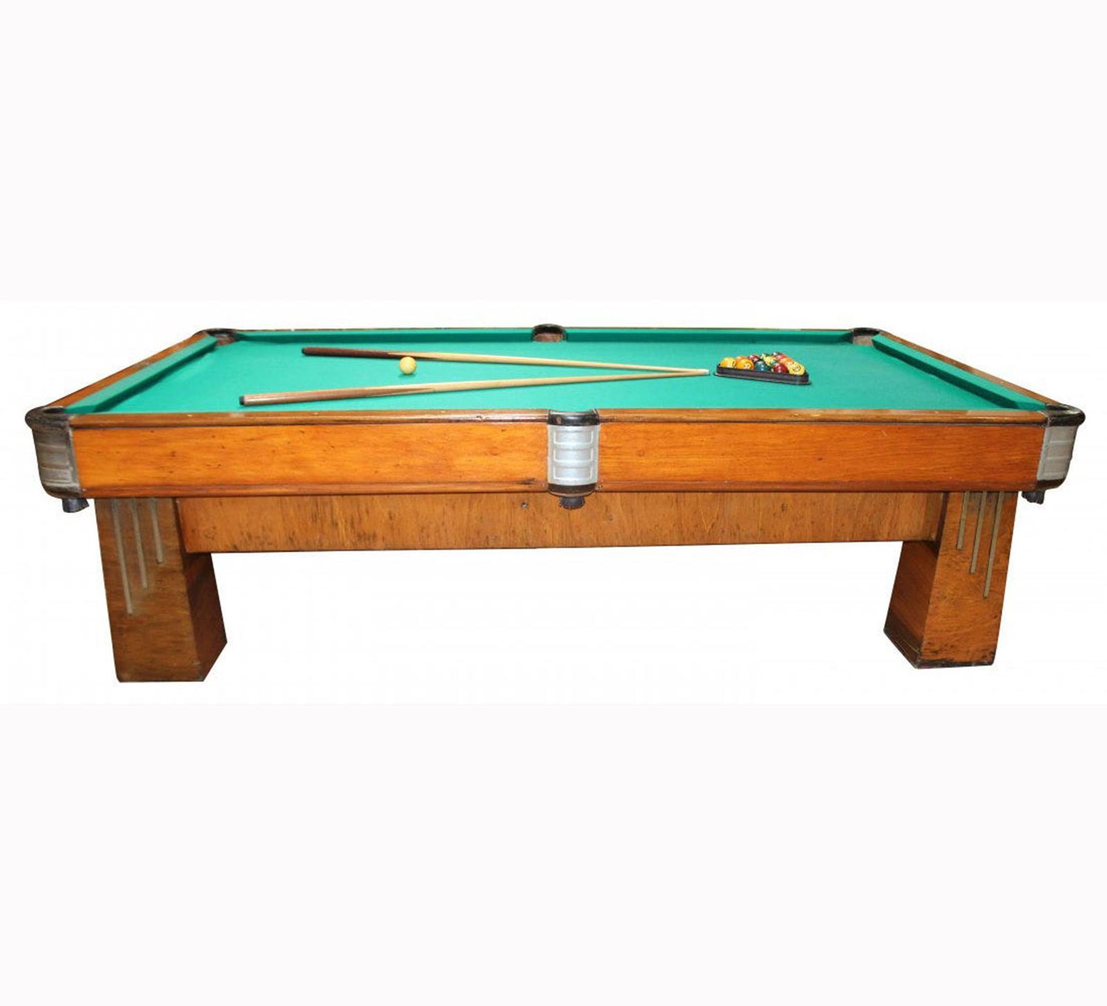 Brunswick Challenger Art Deco 9ft pool table: Art Deco Brunswick Challenger 9' pool table. 32 1/4"h x 110"w x 60"d