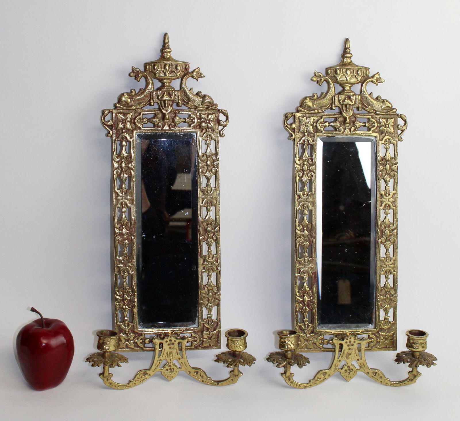Pair of brass sconces with mirrors (1 of 6)
