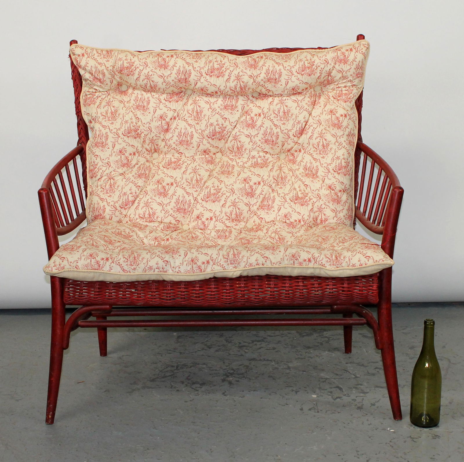 Bentwood and wicker curved settee bench (1 of 8)