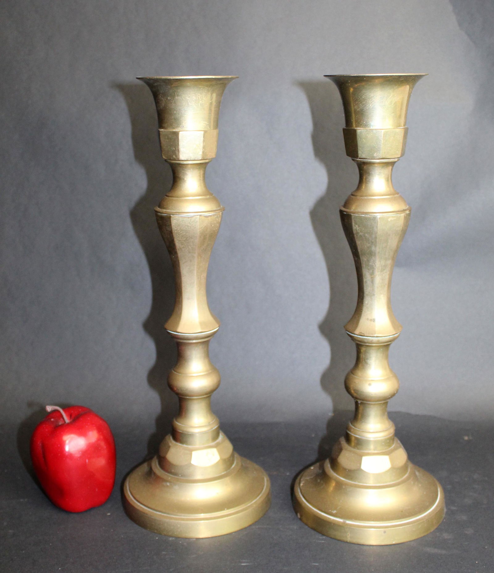 Pair of vintage brass candlesticks (1 of 6)