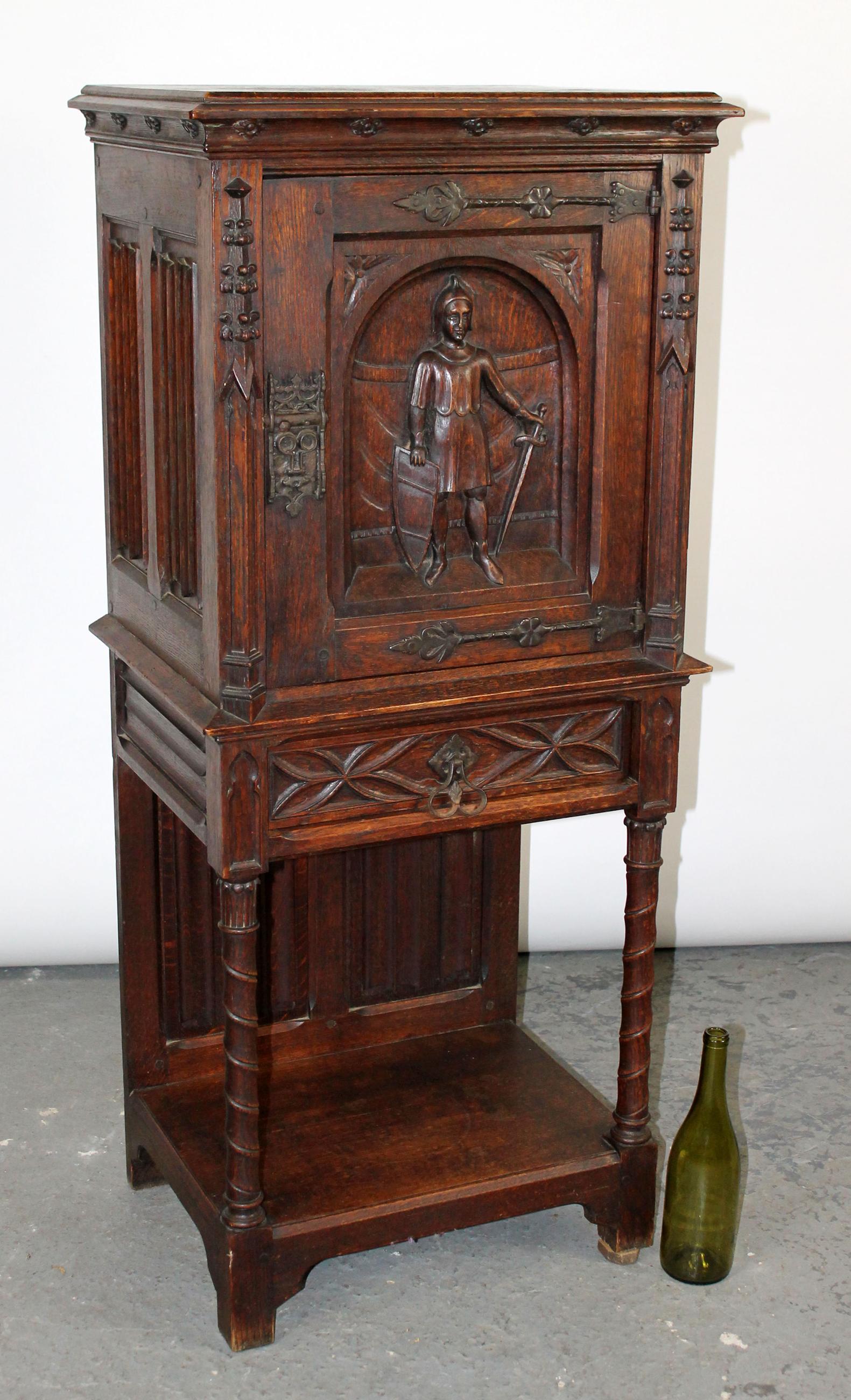 French Gothic Revival small cabinet with carved knight (1 of 12)