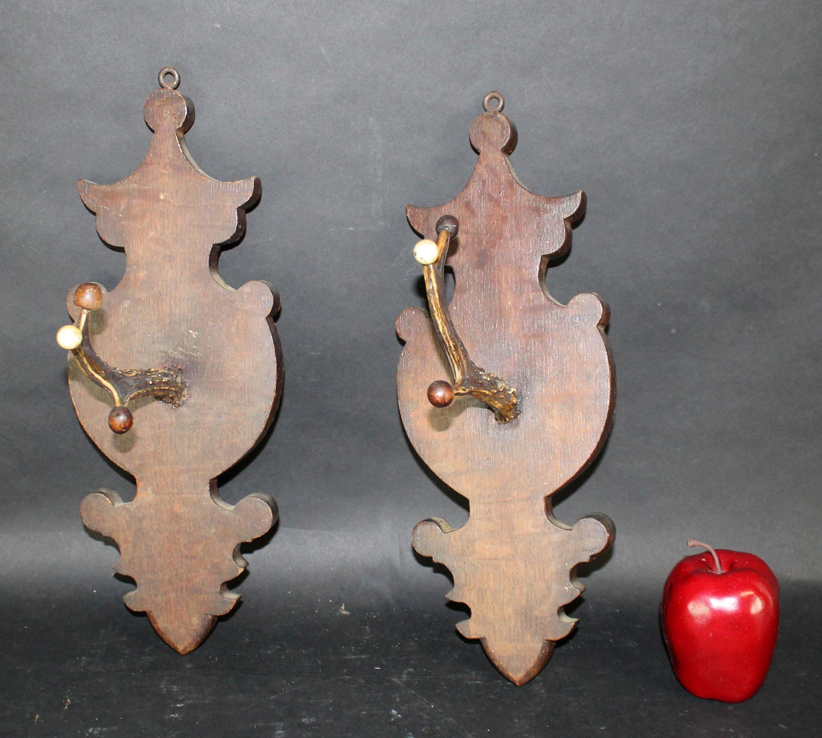 Pair of French wall mount antler hat racks (1 of 8)