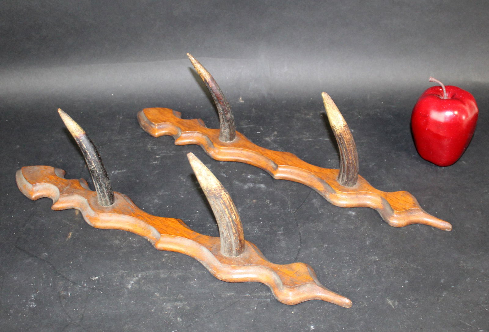 Pair of French wall mount antler coat racks (1 of 9)