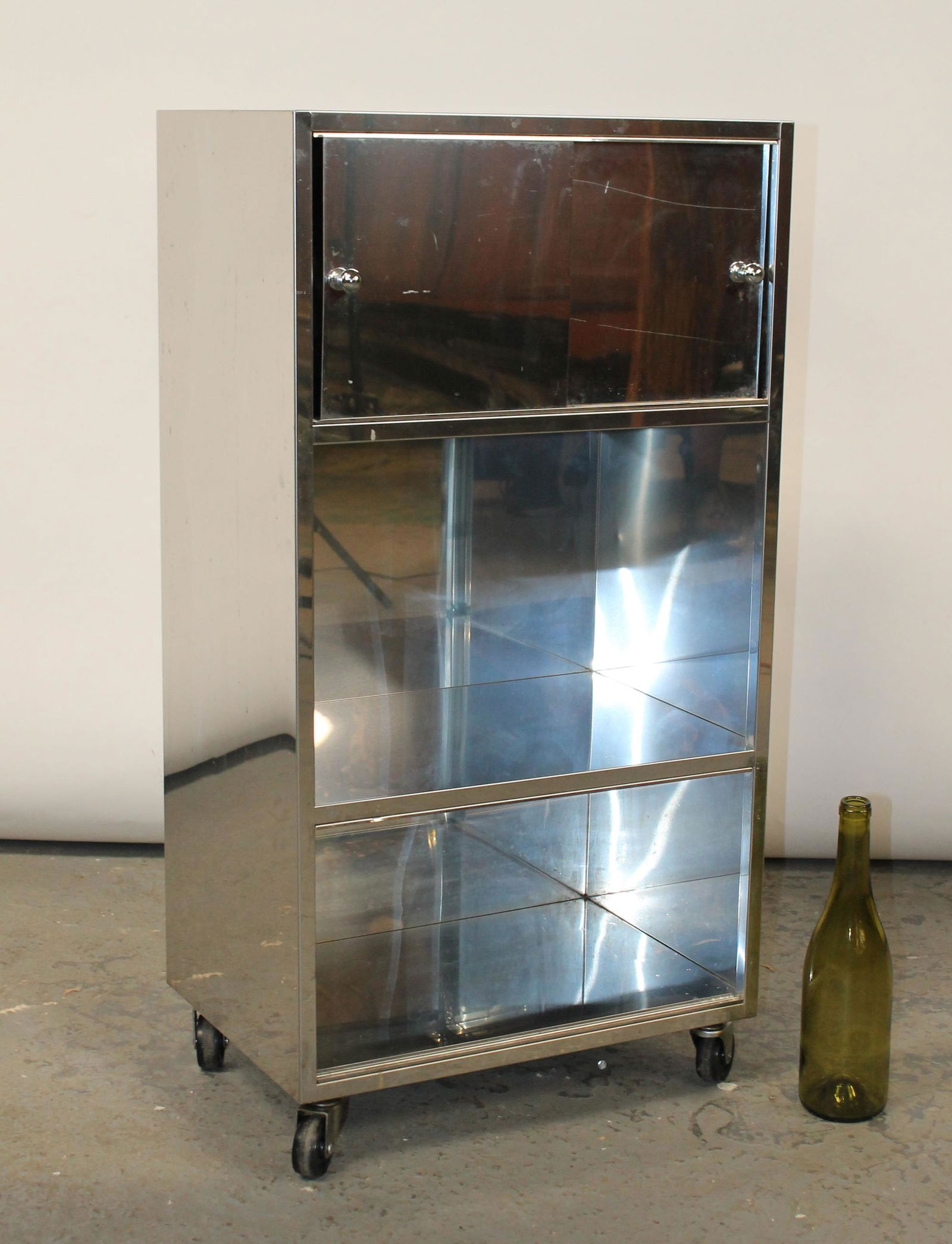 Stainless steel rolling cabinet (1 of 8)