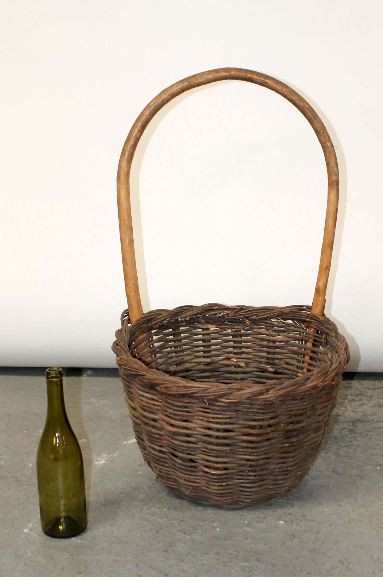 French woven grape gathering basket with handle (1 of 8)