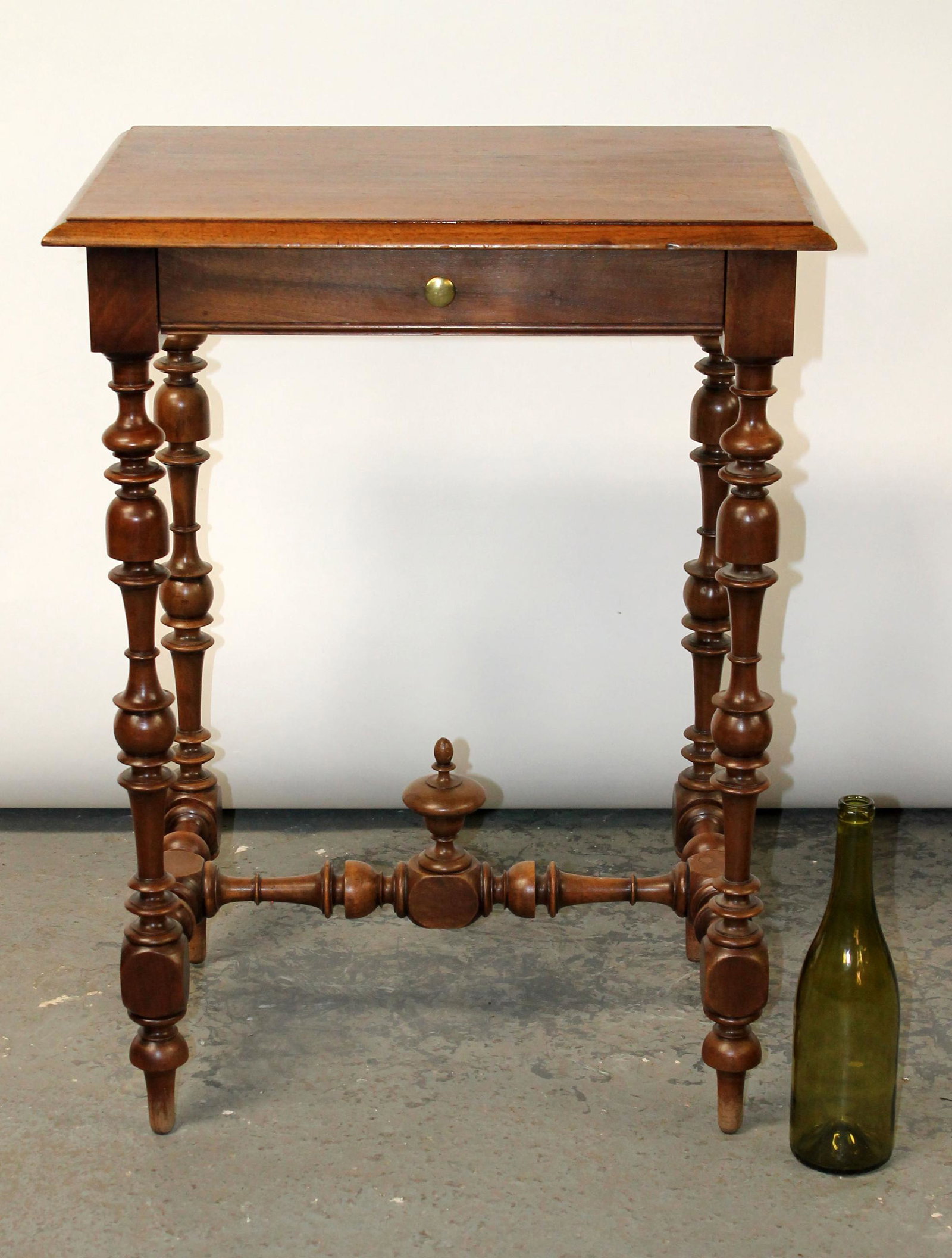 French bureau plat desk with drawer: French bureau plat desk with drawer. Late 19th century. 29"h x 21 3/4"w x 16"d