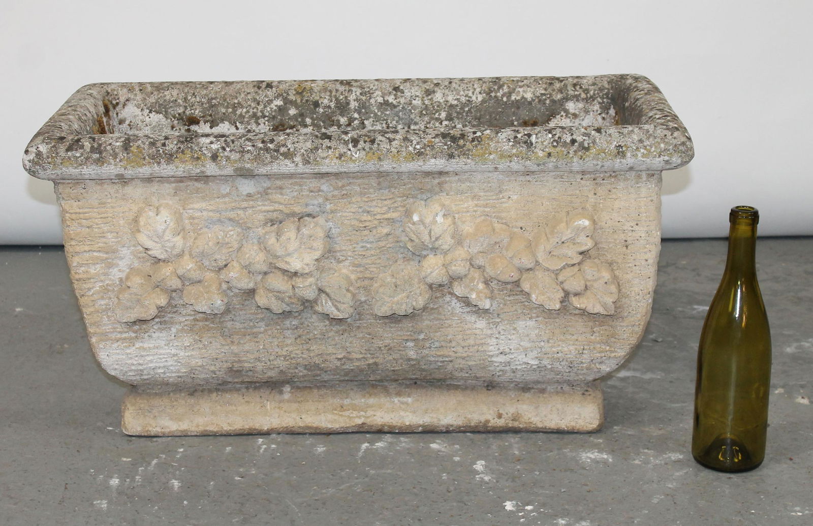 French cast garden stone trough planter (leaves) (1 of 9)