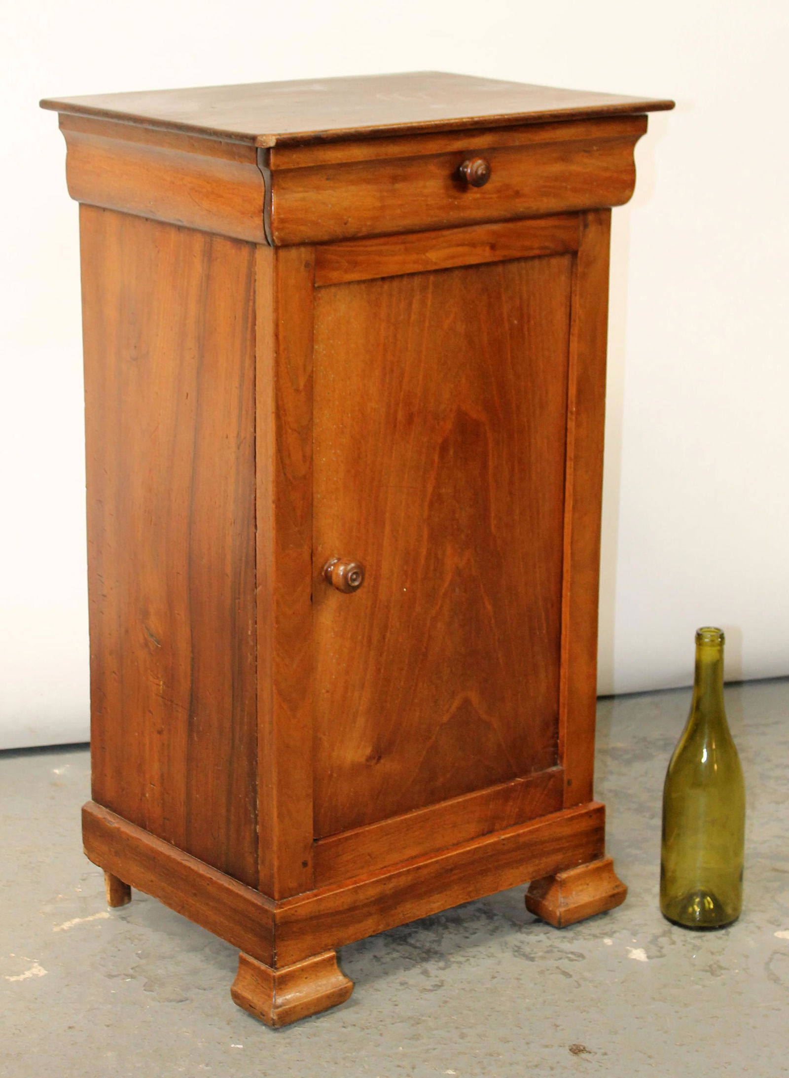 French Louis Philippe chevet in walnut (1 of 9)