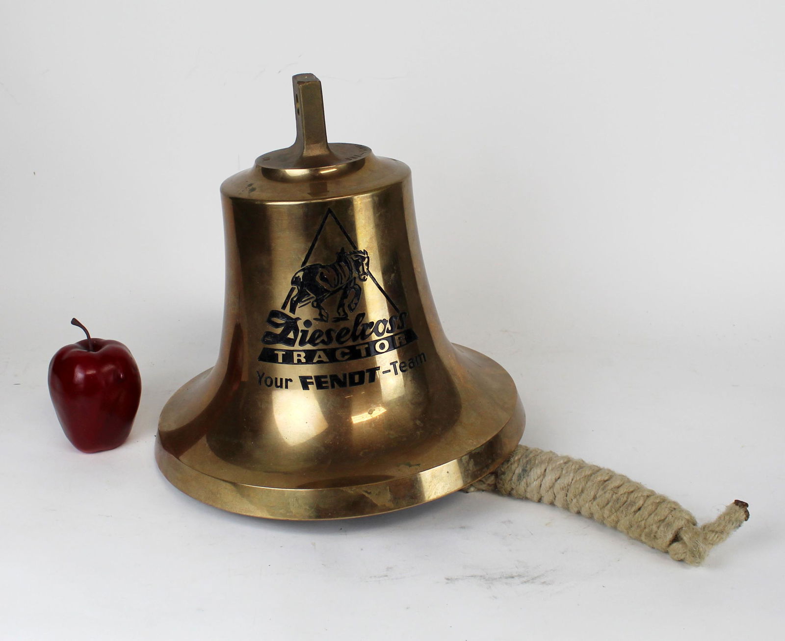 Large Bronze bell with Dieselross Tractor (1 of 9)