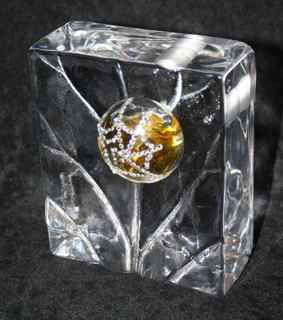 "Quand Vient la Pluie" by Guerlain perfume 102/140: 7.5ml/.25fl oz. Has Box & papers. 5 1/8"h x 4 3/8"l x 2 3/4"d