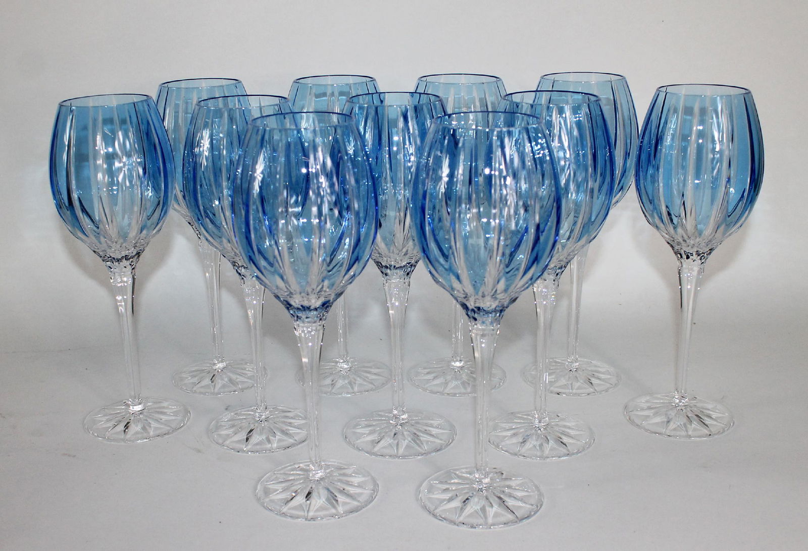 Lot of 11 William Yeoward crystal vita wine goblets (blue): Lot of 11 William Yeoward crystal vita wine goblets (blue)10"h x 3 1/5"diam