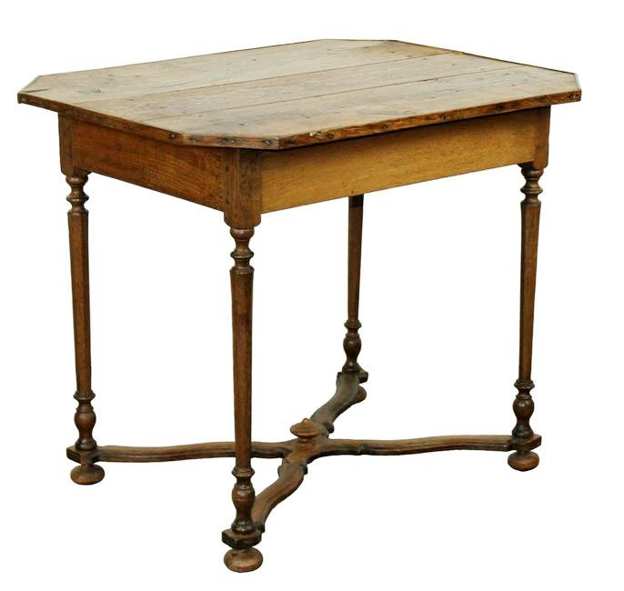 French Louis XIII oak side table with plank top and shaped stretcher (1 of 9)