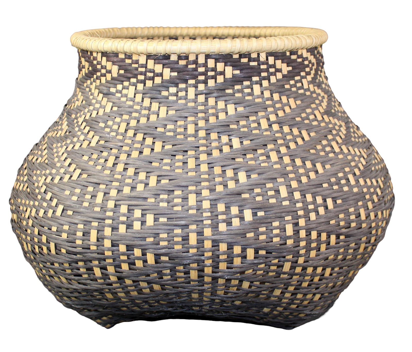 Billie Ruth Sudduth (b. 1945) Fibonacci basket: Billie Ruth Sudduth (b. 1945) Fibonacci basket. Signed Sudduth and dated 1998. 15" h x 19" sq. (approx)