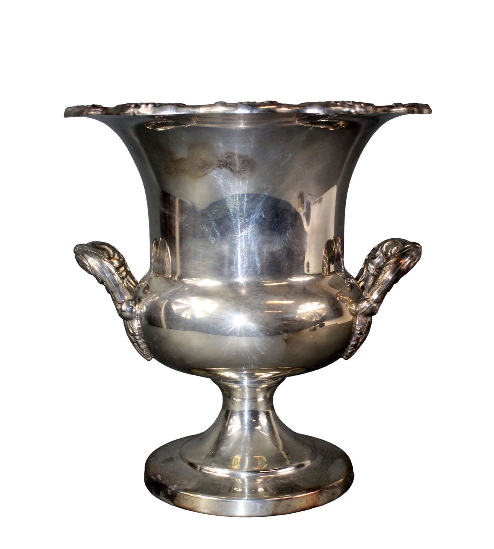 Towle silver plated champagne bucket (1 of 11)
