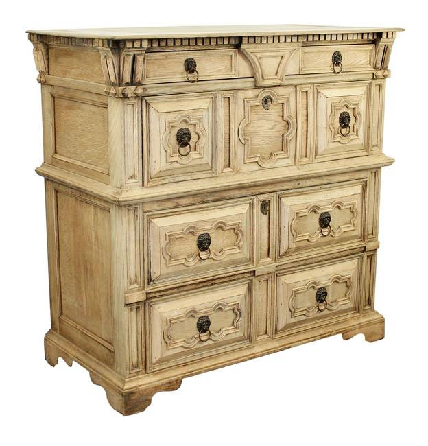 English bleached oak 4 drawer commode with lion head pulls: English bleached oak 4 drawer commode with lion head pulls. Early 20th century. 43 3/4"h x 44 1/4"w x 22 1/2"d