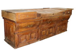 Antique & Vintage Tables