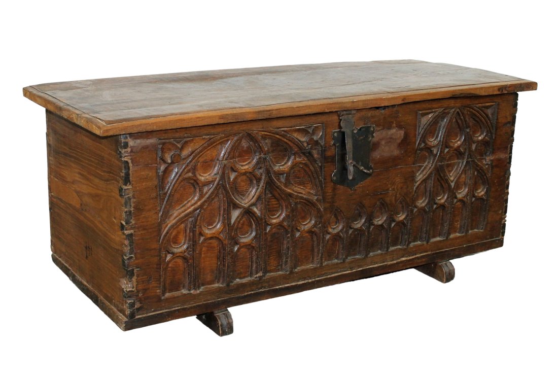 French Gothic Revival trunk (1 of 9)