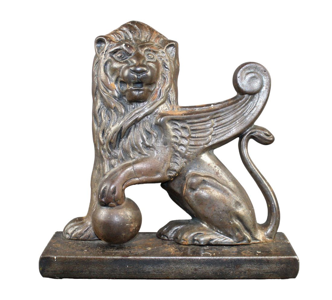 Cast iron San Marco lion door stop (1 of 7)