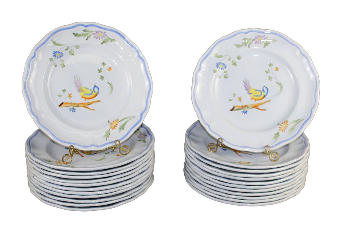 Lot of 24 French Longchamp Perougues ceramic plates hand painted with birds: Lot of 24 French Longchamp Perougues ceramic plates hand painted with birds. 10 1/4" dia