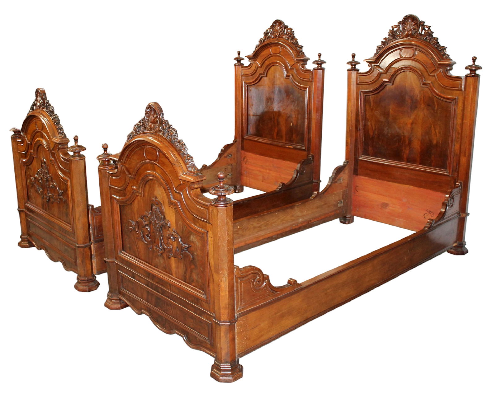 Pair of French Napoleon III twin beds (1 of 15)
