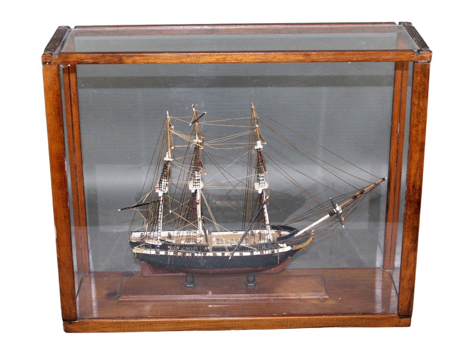 Ship model in box - U.S.S. Constitution (1 of 9)