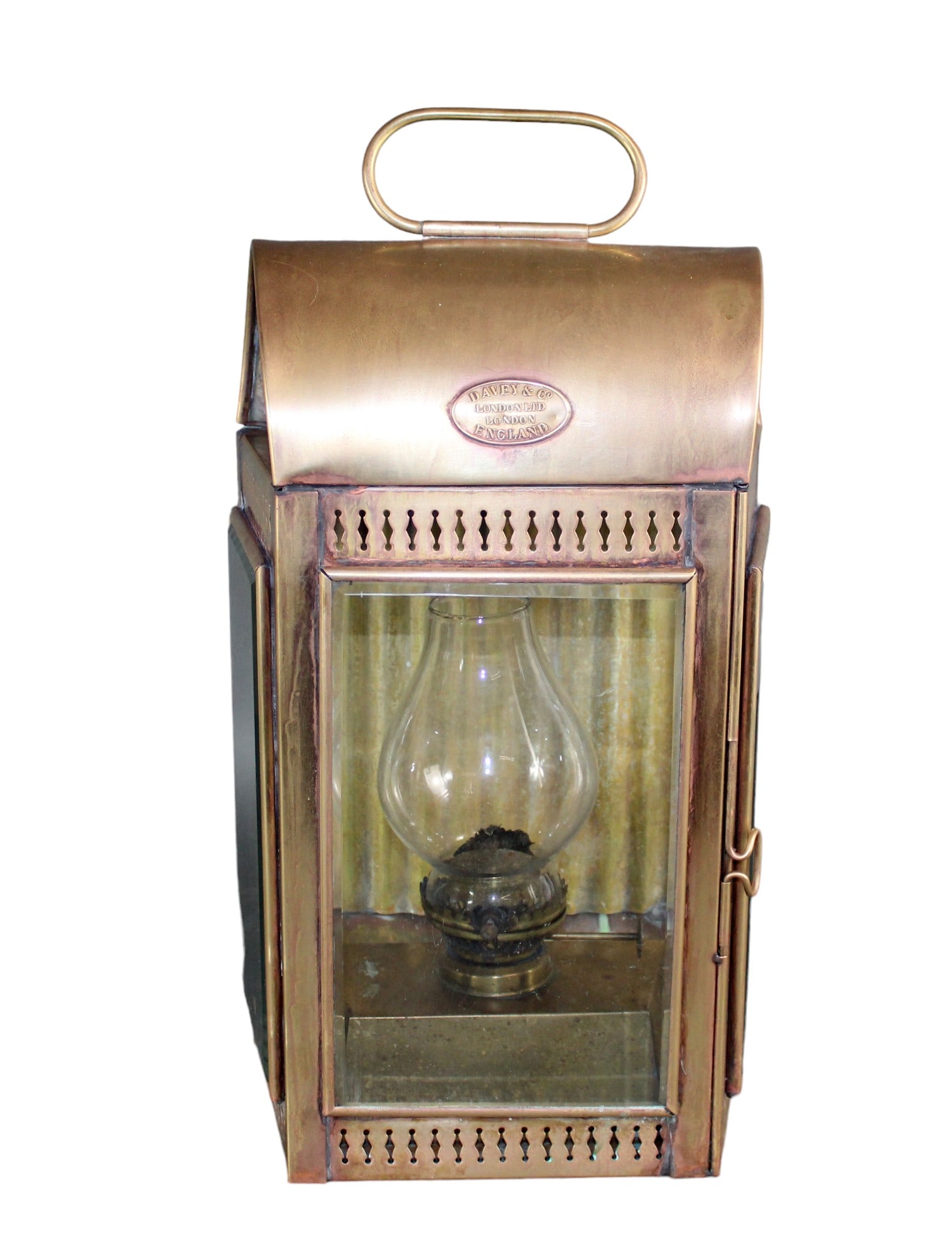 Davey & Co. London Ltd ship's lantern (1 of 9)