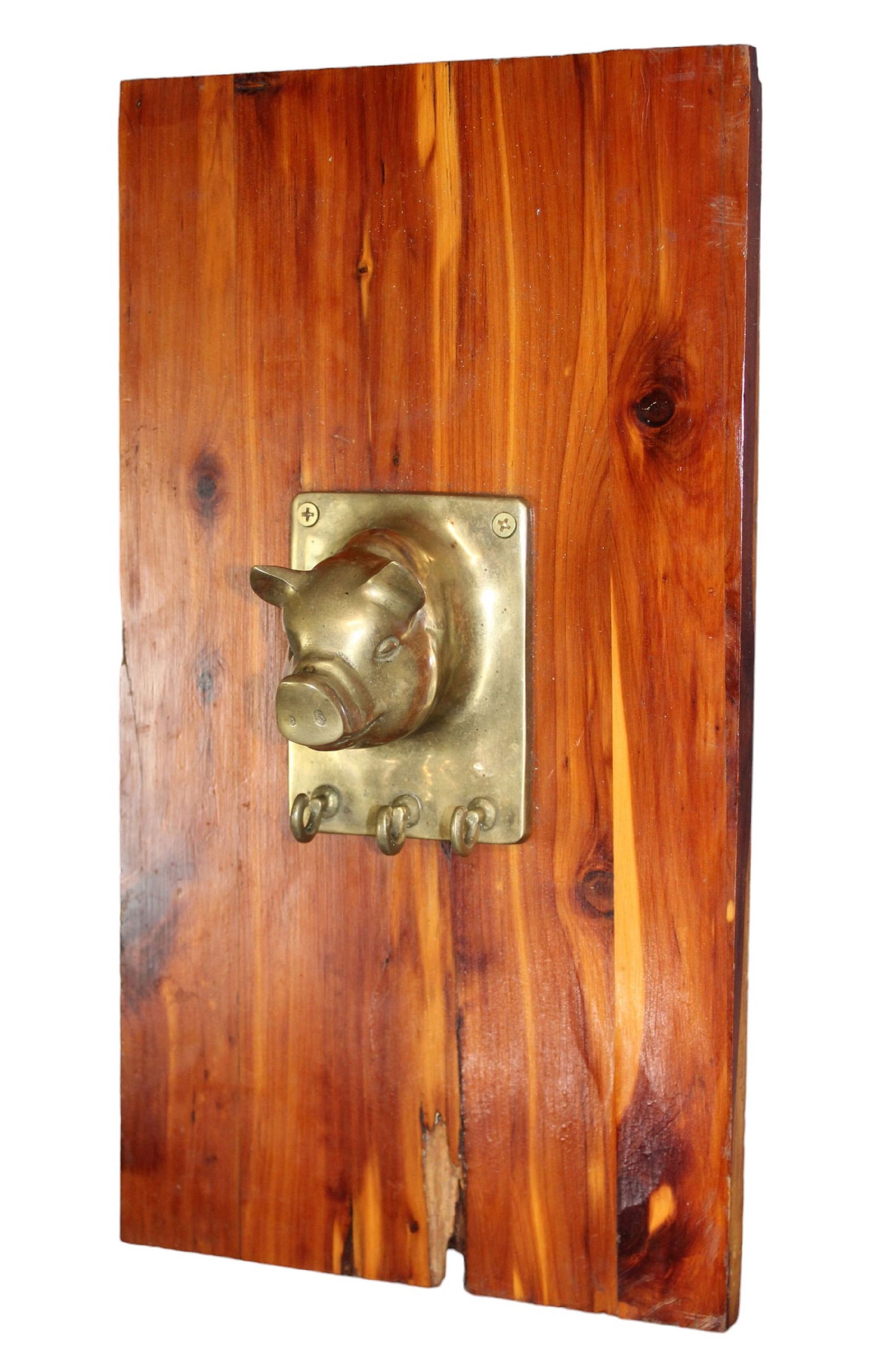 Polished bronze pig form key holder (1 of 6)