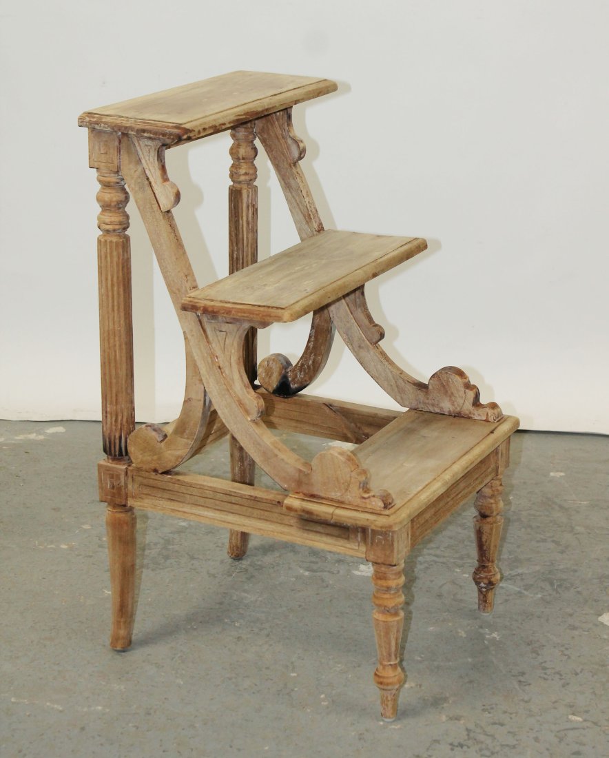 Library steps in bleached mahogany (1 of 6)