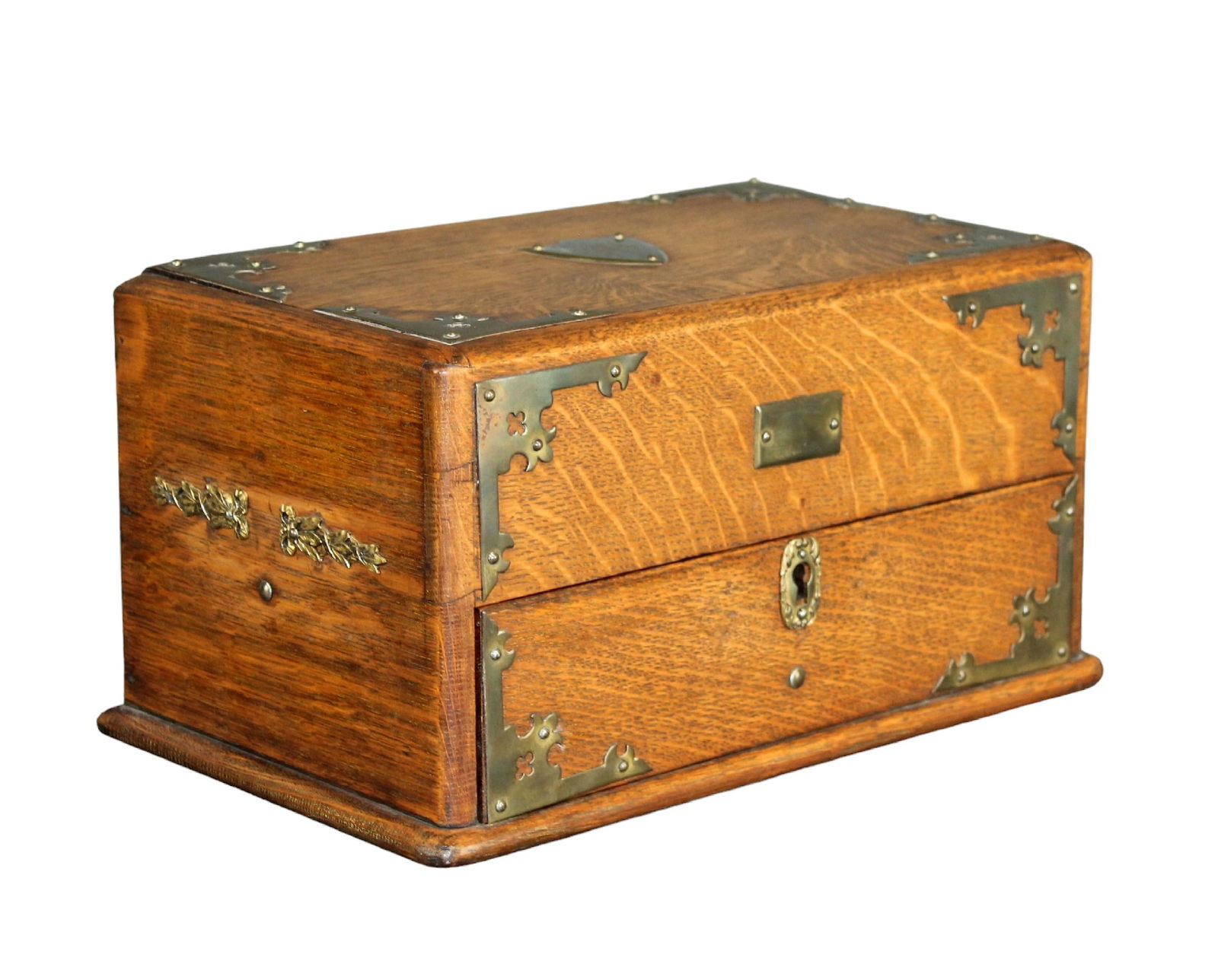 Irish E.R Moore & Co oak and brass stationary box (1 of 12)