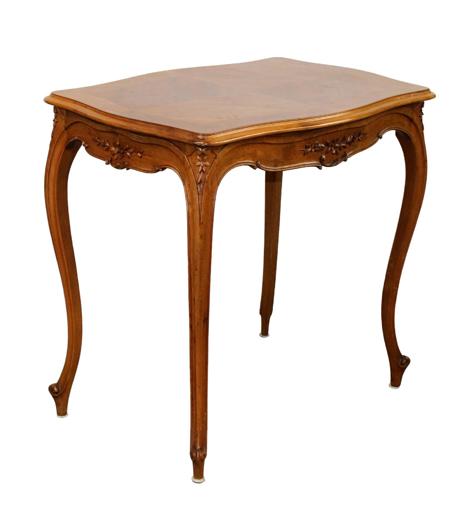 French Louis XV style writing desk in walnut: French Louis XV style writing desk in walnut. Early 20th century. 29 1/2"h x 32"w x 22"d.