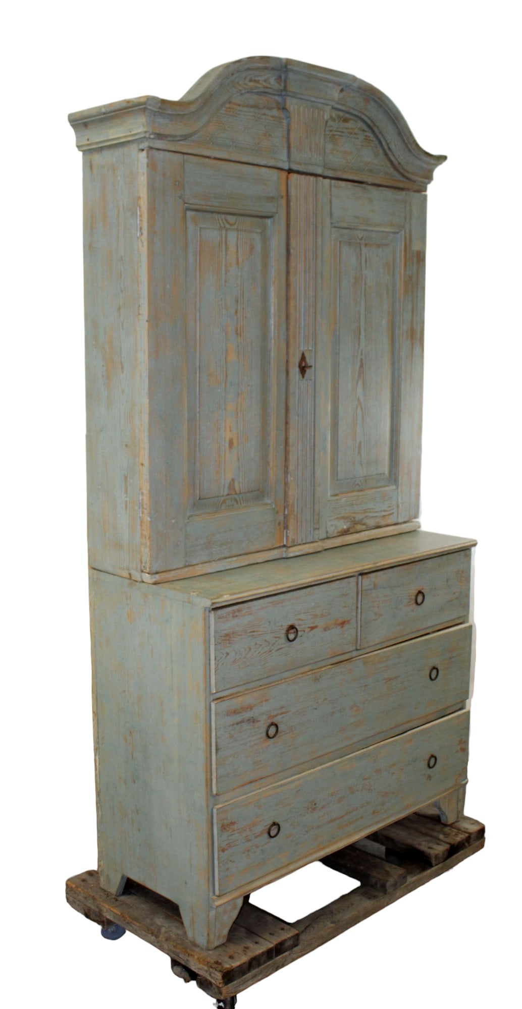 Swedish Gustavian 2 door cabinet on chest (1 of 10)