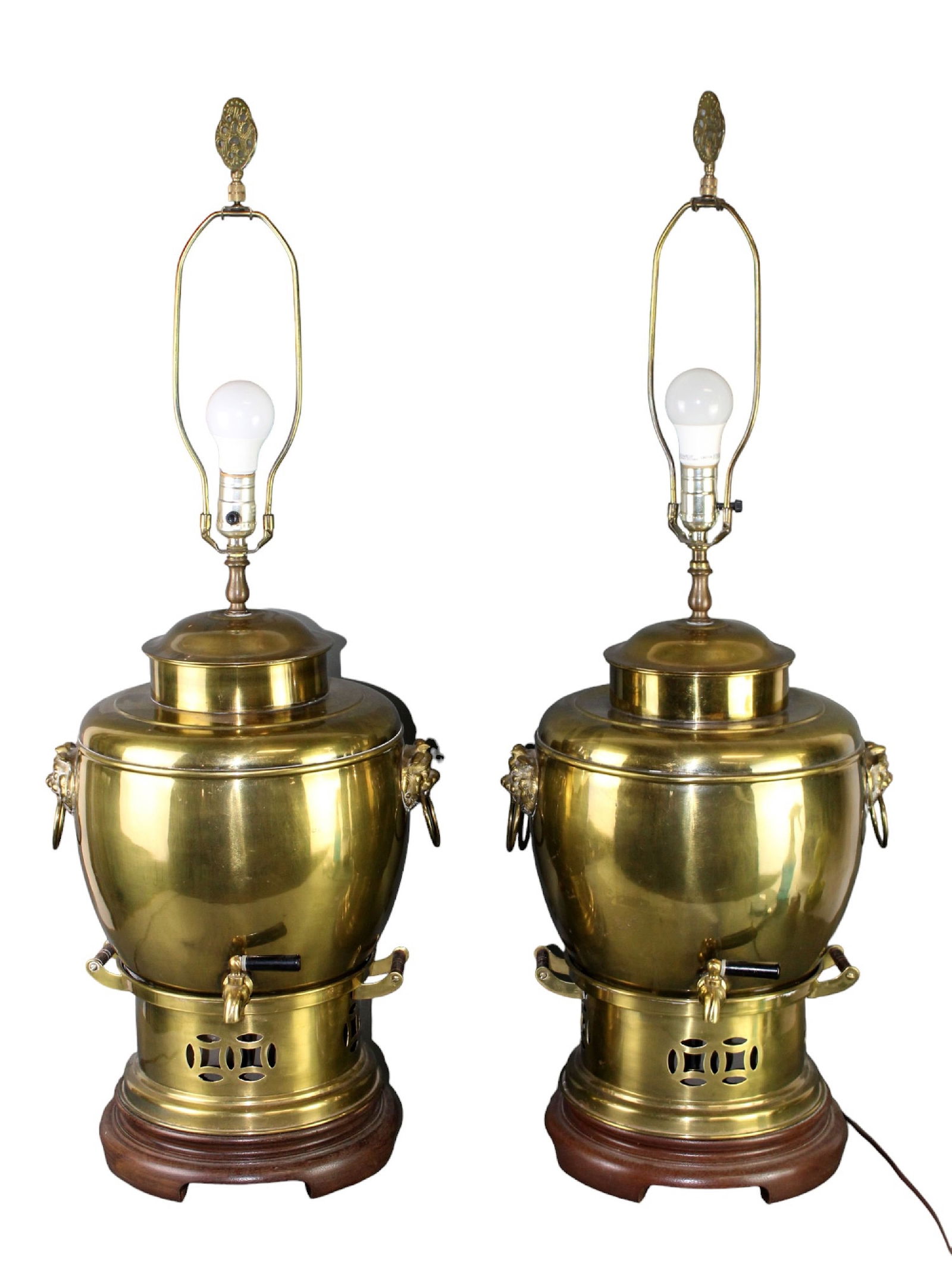 Pair of Chinese brass water jugs mounted as lamps with foo dog handles (1 of 14)