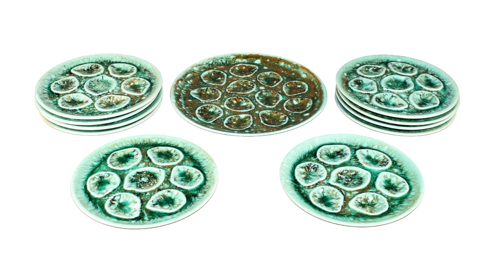 Lot of 12 French Niderviller Mousse Majolica oyster plates with platter (1 of 12)