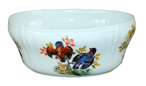 Italian Richard Ginori porcelain bowl with hand painted birds
