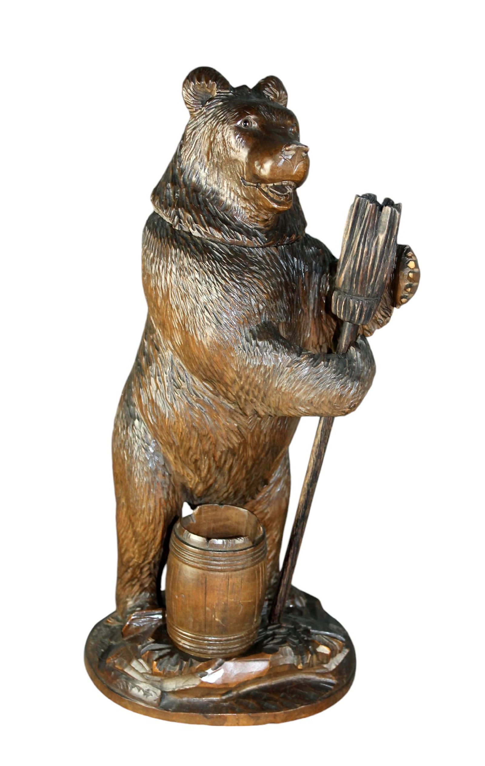 Black forest carved bear tobacco jar (1 of 10)