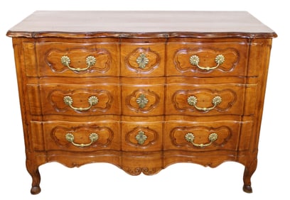 French Provincial 3 drawer commode arbalette in walnut