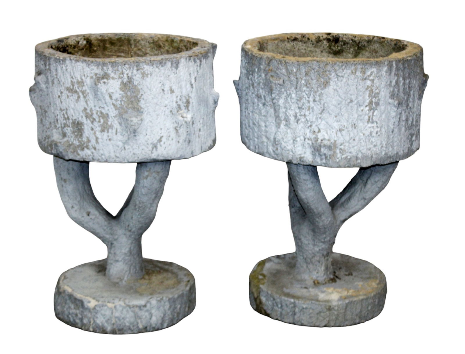 Pair of French faux bois concrete garden planters (1 of 12)