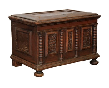 French trunk with raised panels in oak