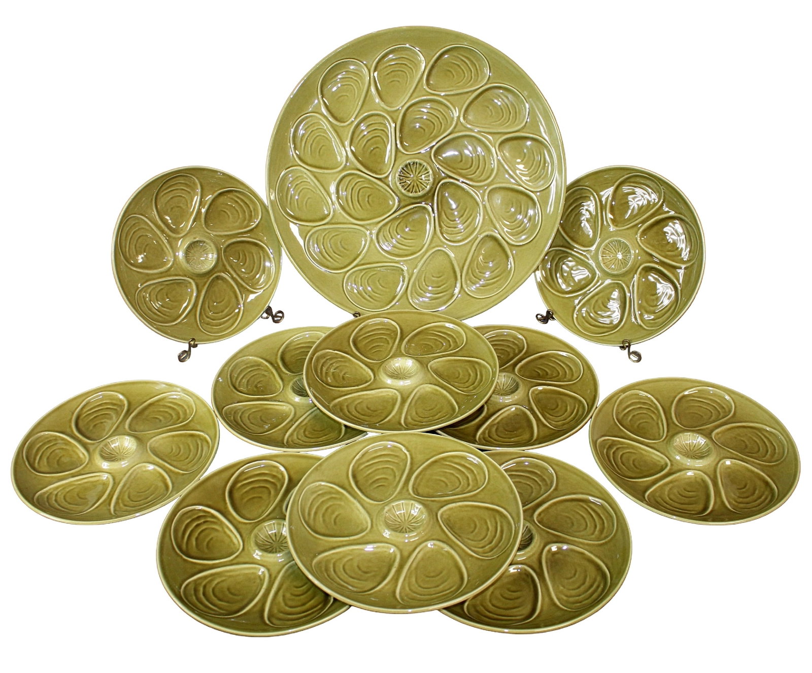 Set of 10 French Salins oyster plates & 1 platter: Set of 10 French Salins oyster plates & 1 platter. Plates: 9 3/8" diam Platter: 16" diam. Total weight: 13lbs
