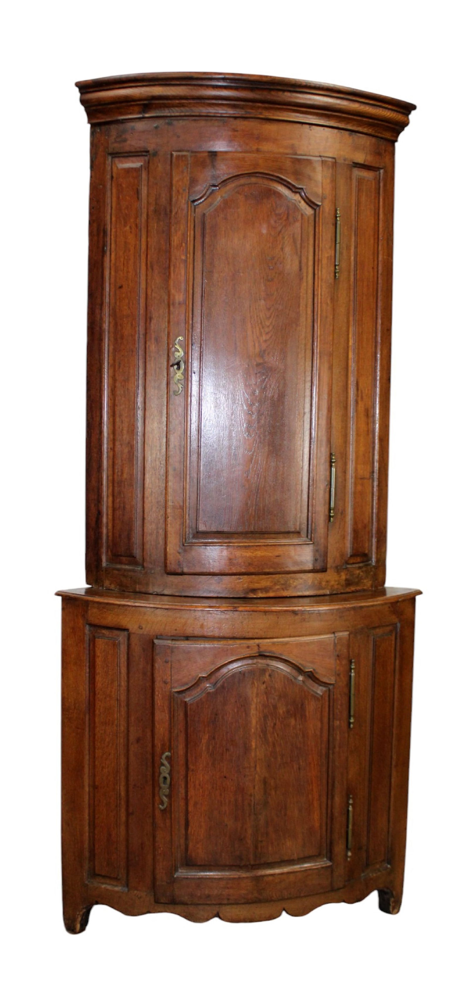 French Provincial bowfront corner cabinet in oak (1 of 9)
