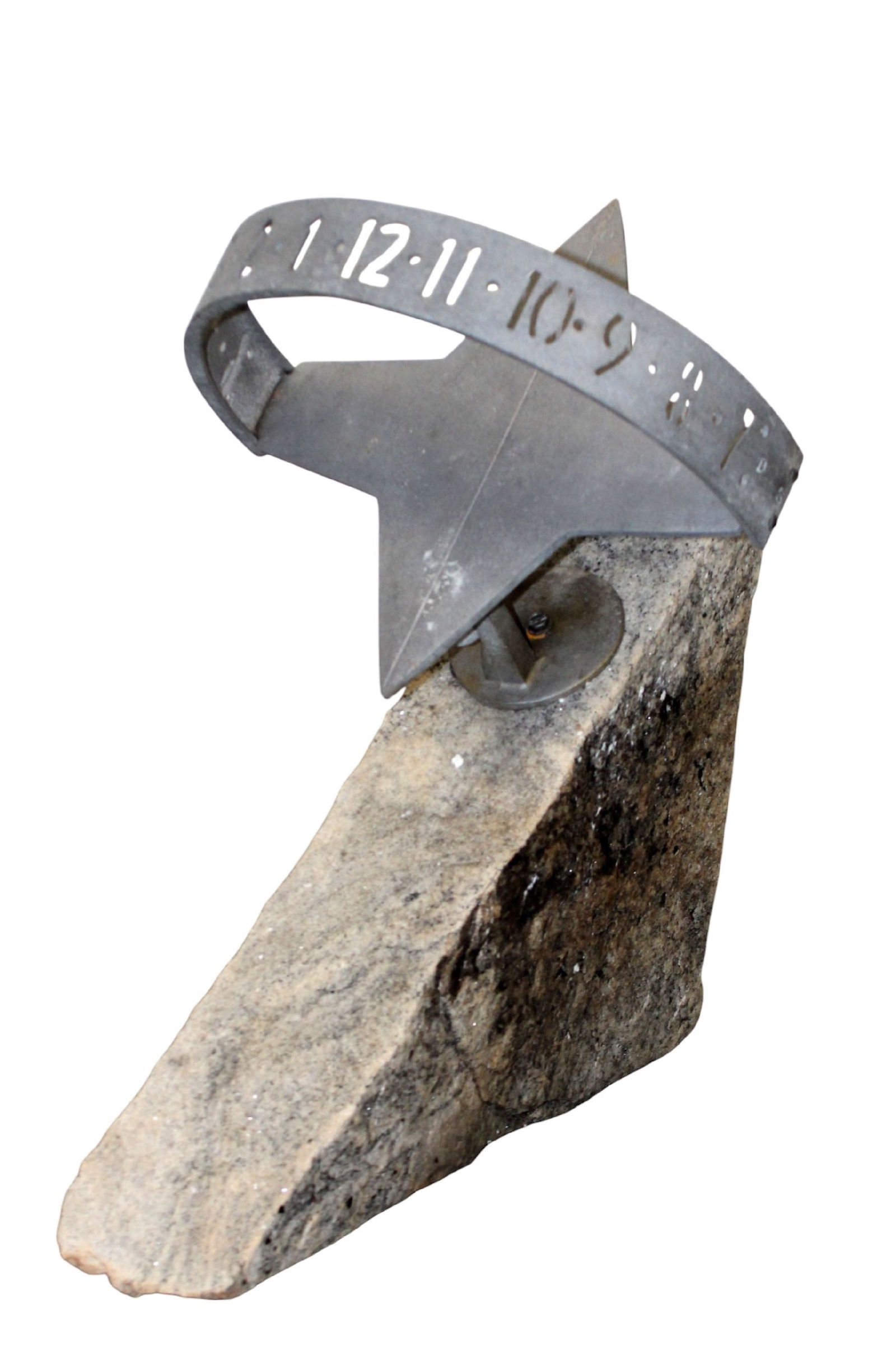 Modernist sundial on granite base (1 of 9)