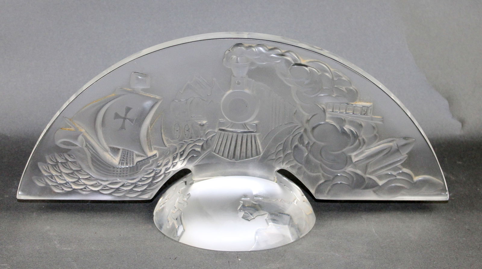 Lalique Christopher Columbus 500th anniversary plaque (1 of 12)
