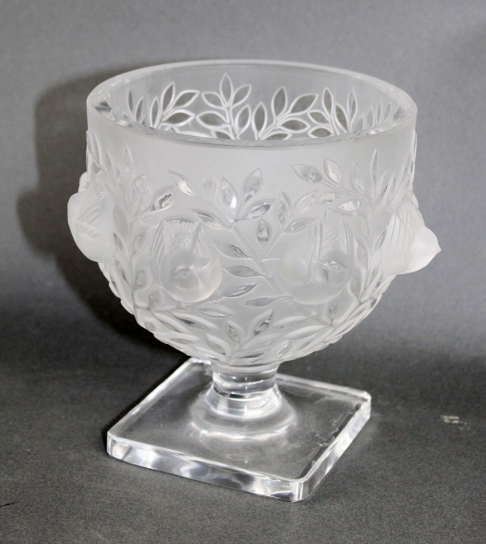 Lalique Elisabeth footed crystal vase (1 of 12)