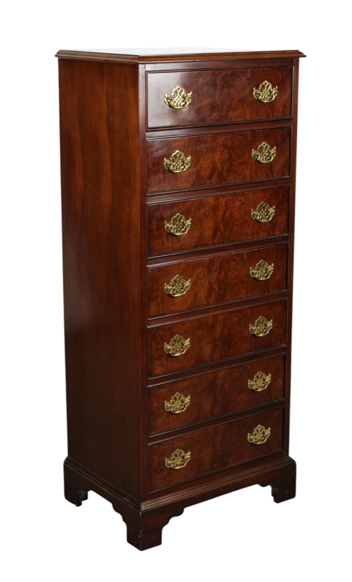 Chippendale style semainier chest of drawers in mahogany by Hickory: Chippendale style semainier chest of drawers in mahogany by Hickory Late 20th century. 52 1/4"h x 22"w x 16"d