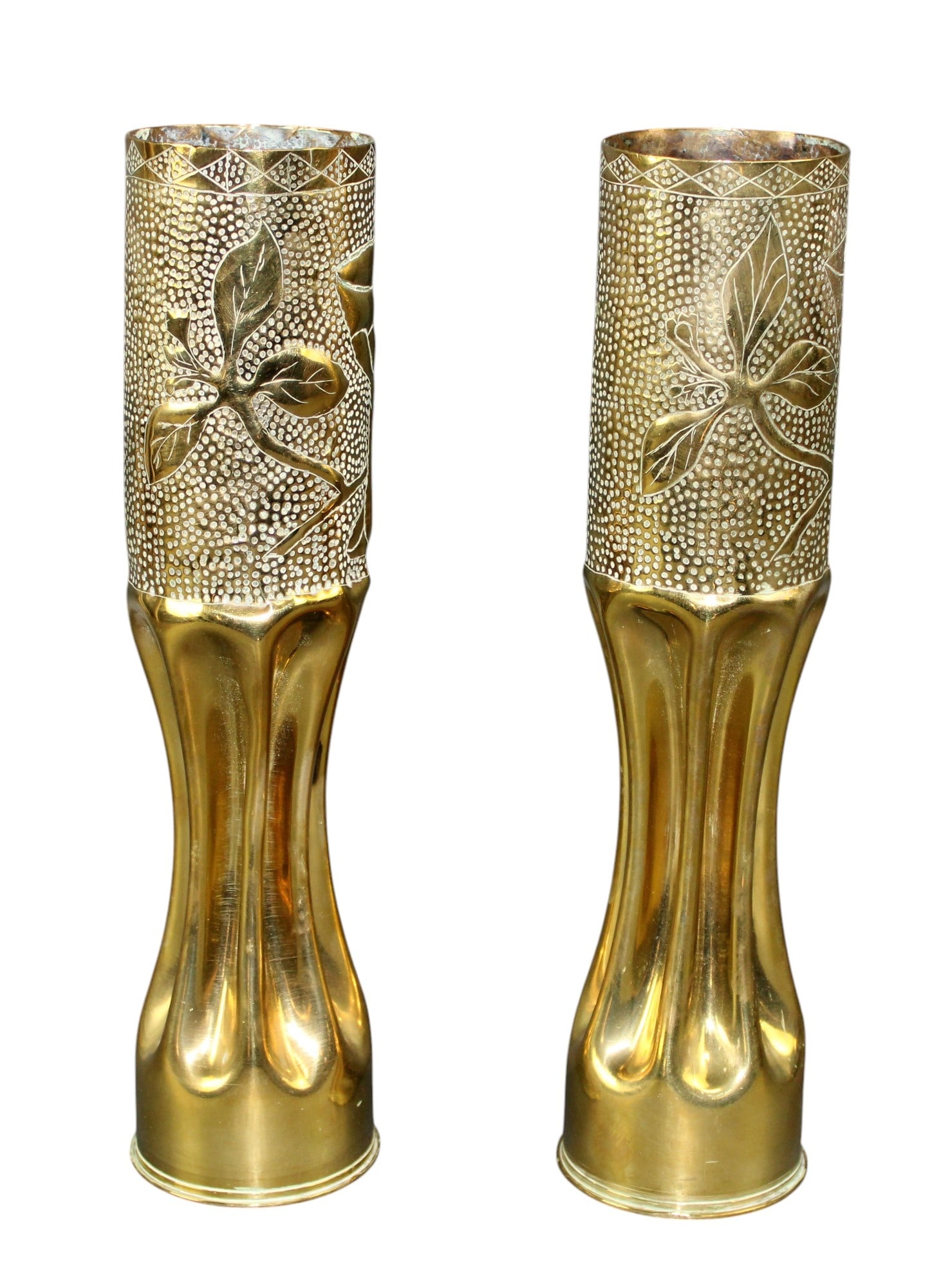 Pair of French Trench Art WWI artillery shell casing vases in brass: Pair of French Trench Art WWI artillery shell casing vases in brass. Each measure: 13 5/8"h x 3 3/8"diam. Total weight: 5lbs.