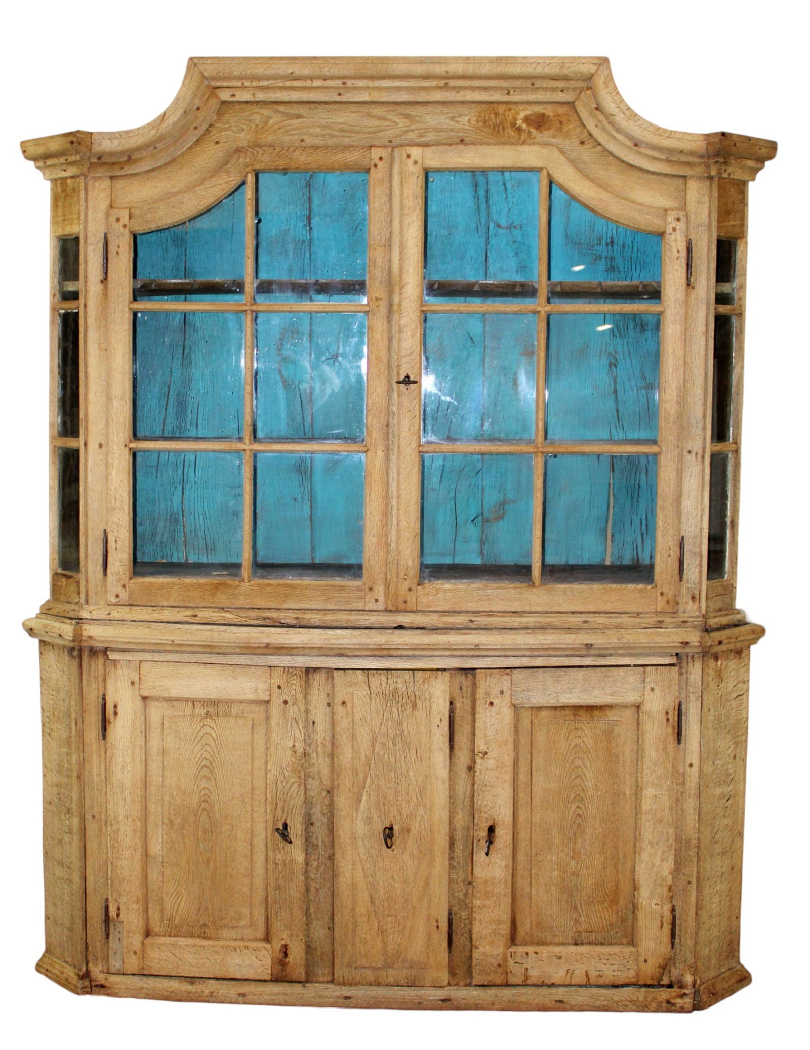 18th century Austrian buffet deux corps in oak with paned glass doors (1 of 14)
