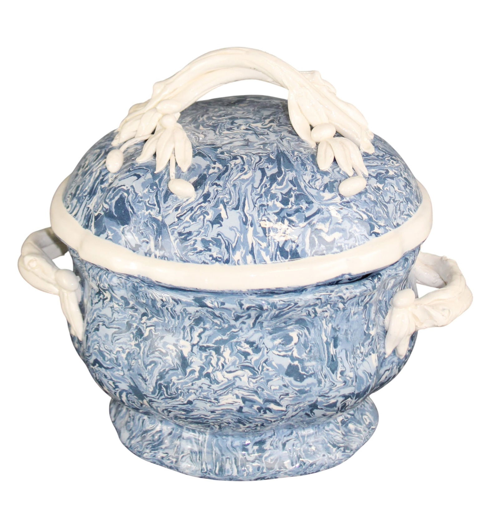 French Atelier Yvonne Rigo Aptware lidded tureen (1 of 12)