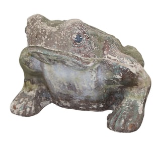 Cast garden stone frog statue