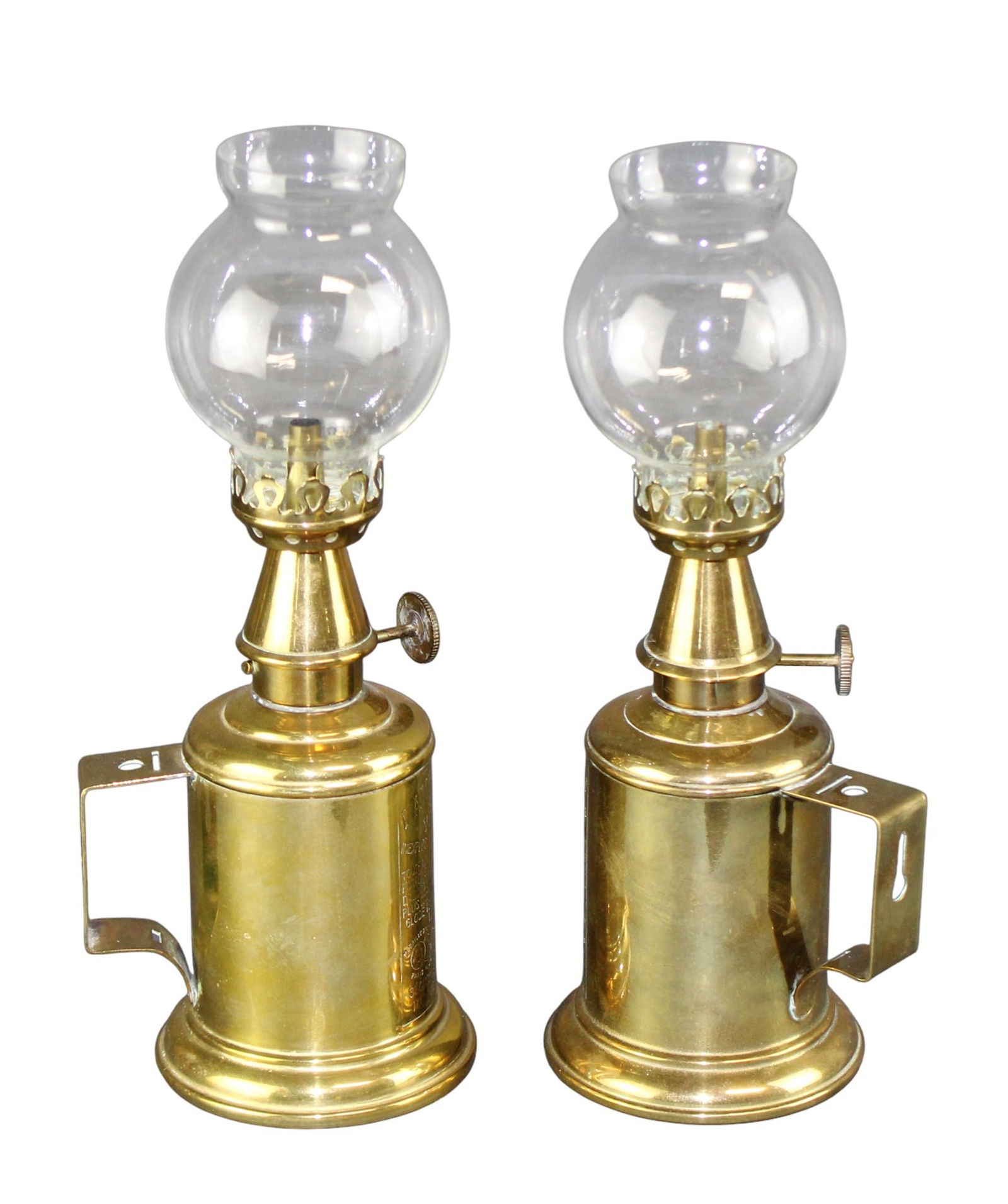 Pair of French brass pigeon oil lamps with glass shades (1 of 10)