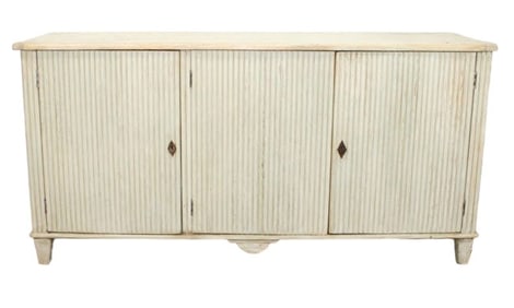 Swedish reeded pine 3 door sideboard
